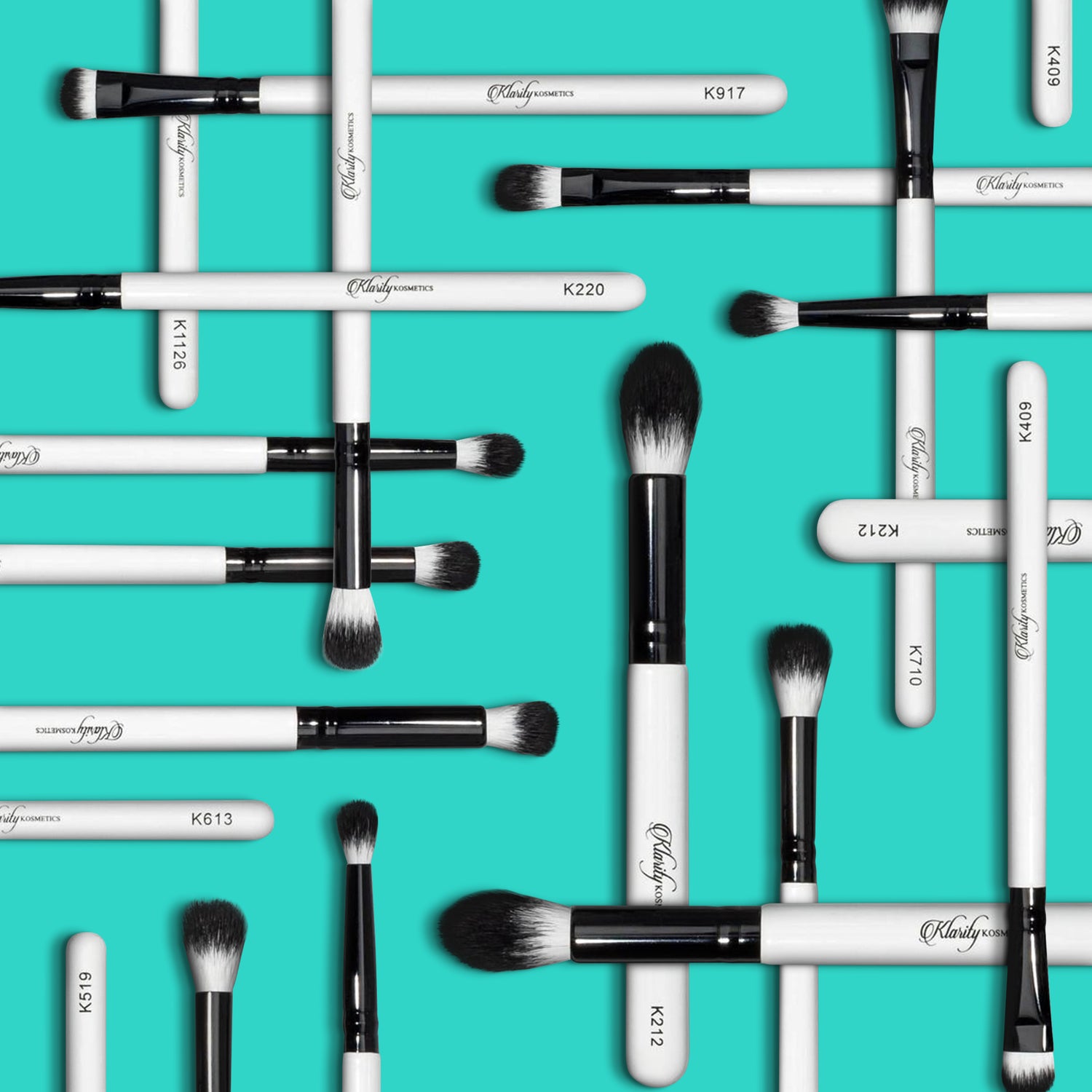 MAKEUP BRUSHES